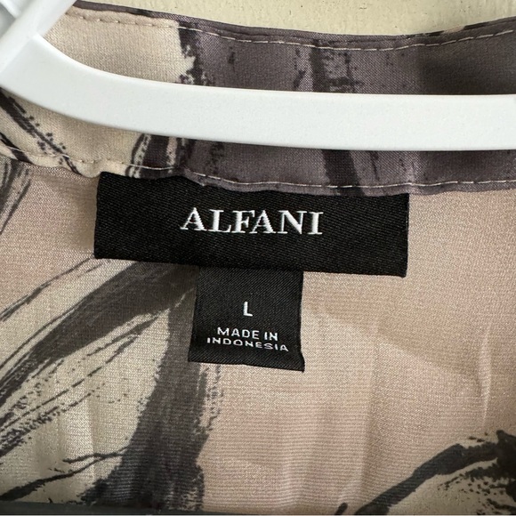 Alfani Abstract Floral Blouse - Picture 4 of 7